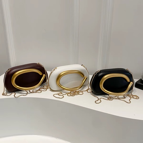 White box bag clutch with gold clasp handle & crossbody chain, Zara - Picture 10 of 10